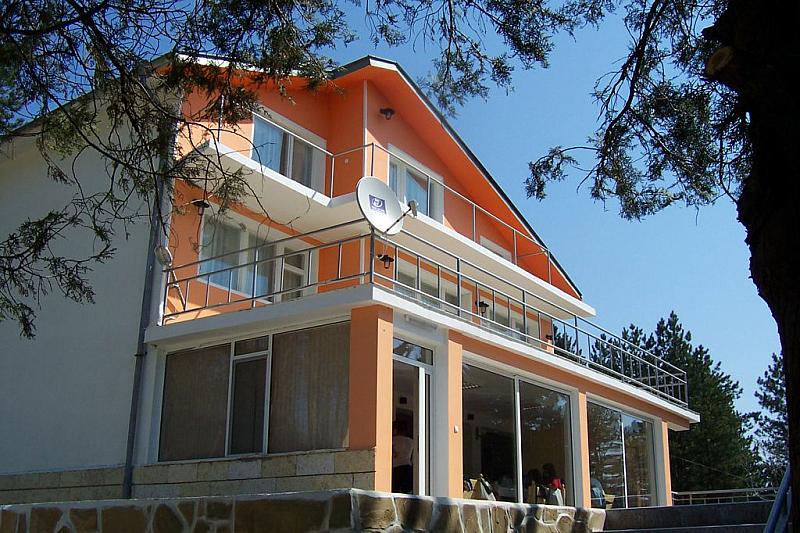 База Казълдере Стражица