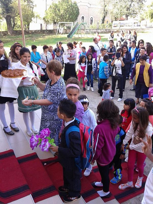 ОУ Св.Климент Охридски Виноград 4