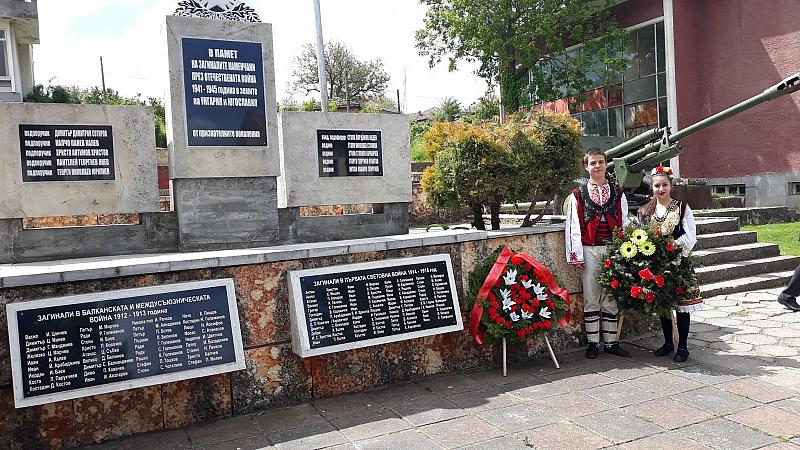 59442977 1281613152002715 4958451662042693632 o