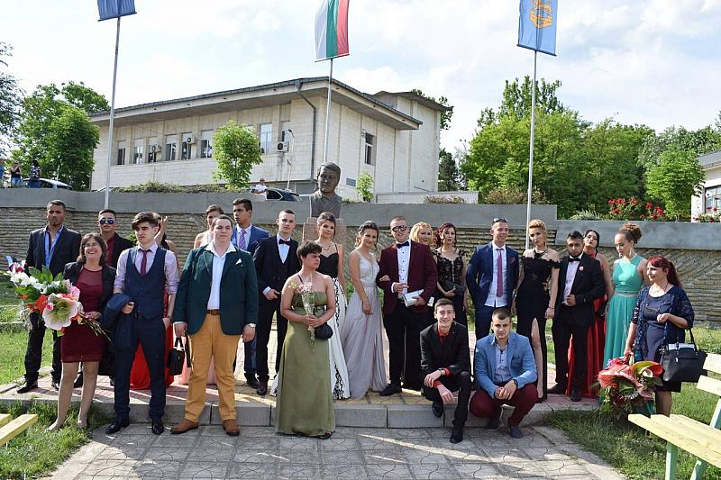 32907947 10204717968825589 5963758696918941696 o