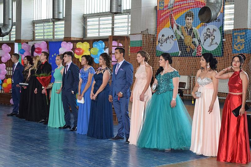 32945181 10204717775540757 1121338479775580160 o