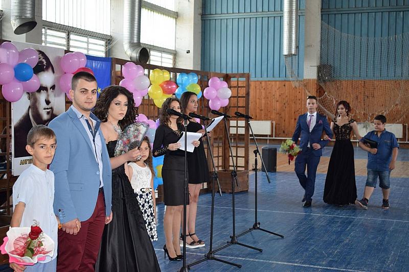 32956690 10204717761540407 7574545035497046016 o