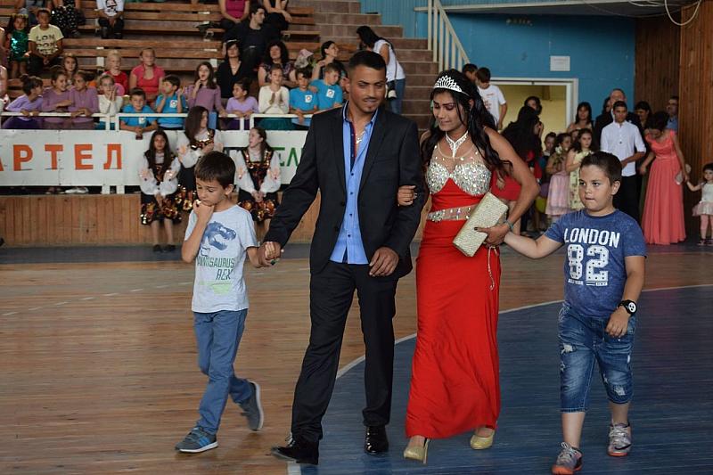 32968585 10204717765420504 2381000564616986624 o