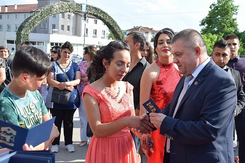 32977033 10204718053667710 2108125804650037248 o