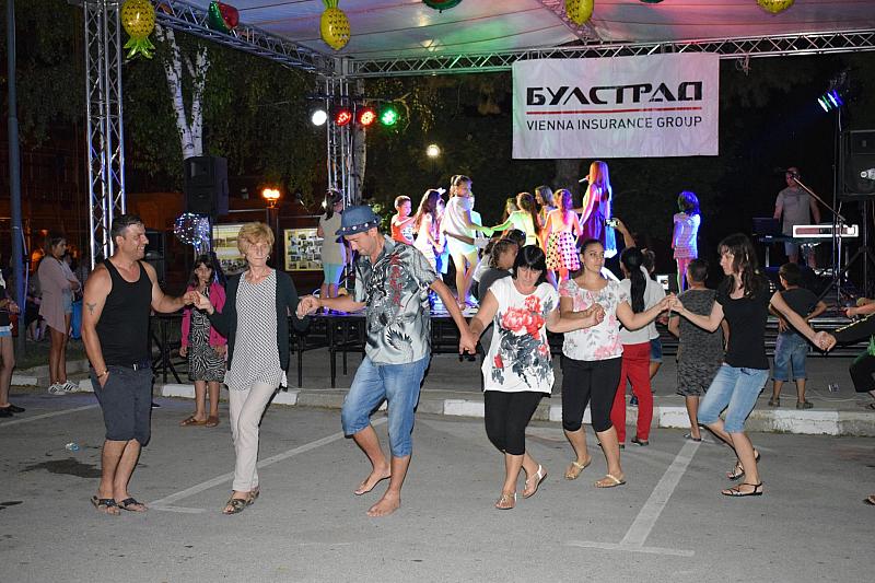 38930729 10205028418306632 3882856310546366464 o